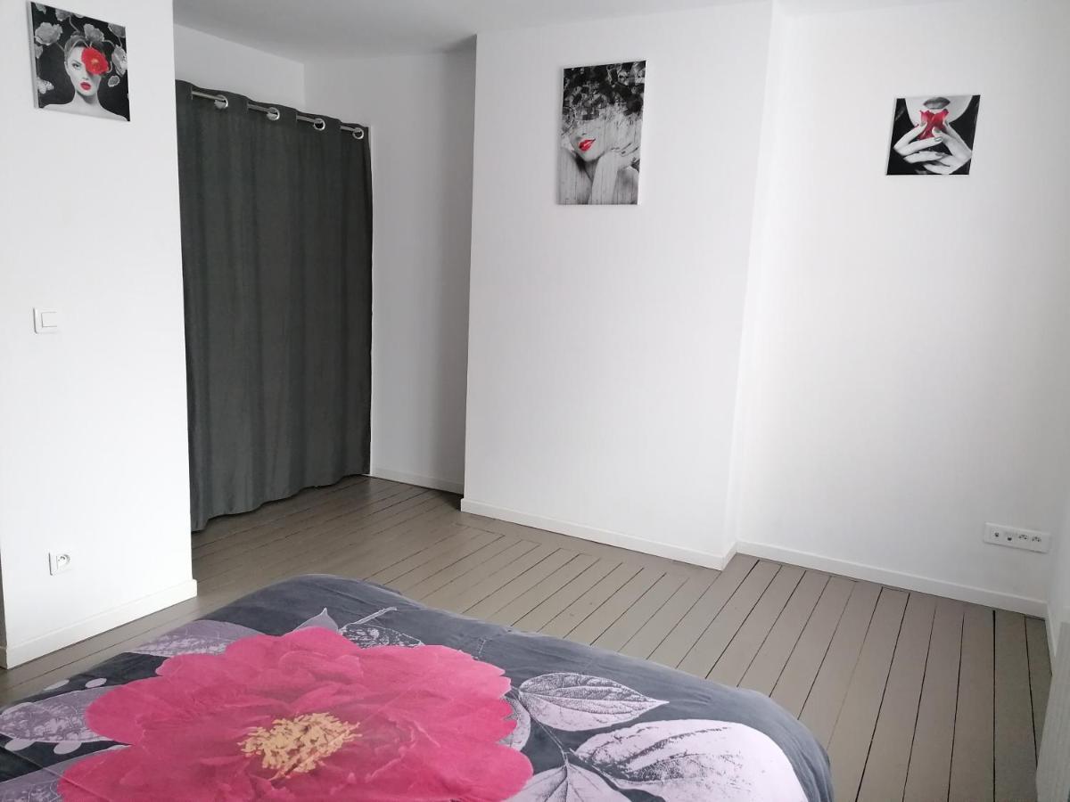 Maison Spacieuse Confortable Proche Gayant Expo et A21 Roost-Warendin Extérieur photo